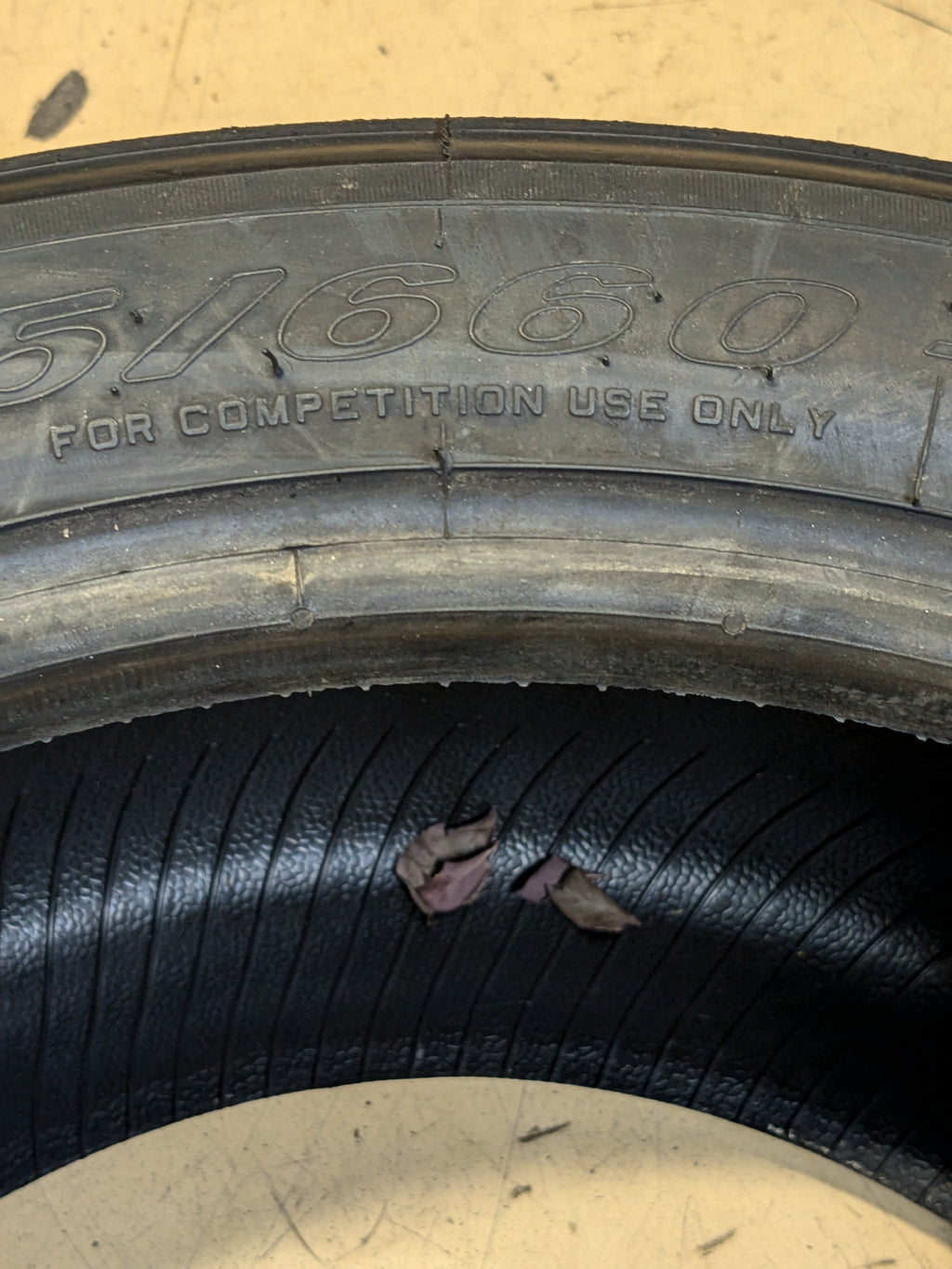 2 PIRELLI PZERO 305 660 18 DHF SLICK TIRE 4012900