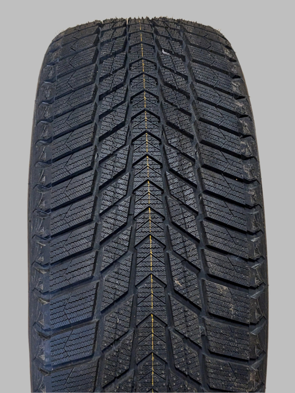 NEXEN WINGUARD ICE PLUS 235 50 18 97T WINTER TIRE 18539NXK