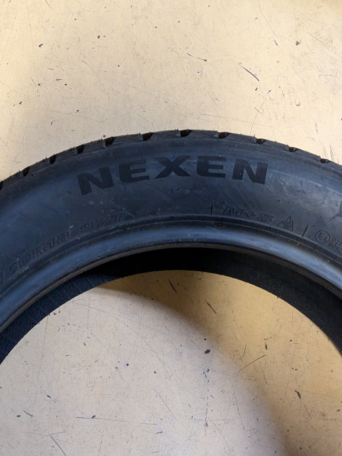 NEXEN WINGUARD ICE PLUS 235 50 18 97T WINTER TIRE 18539NXK