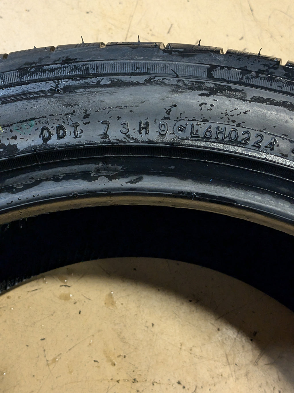 NITTO MOTIVO 315 35 20 110Y ALL SEASON TIRE 210450