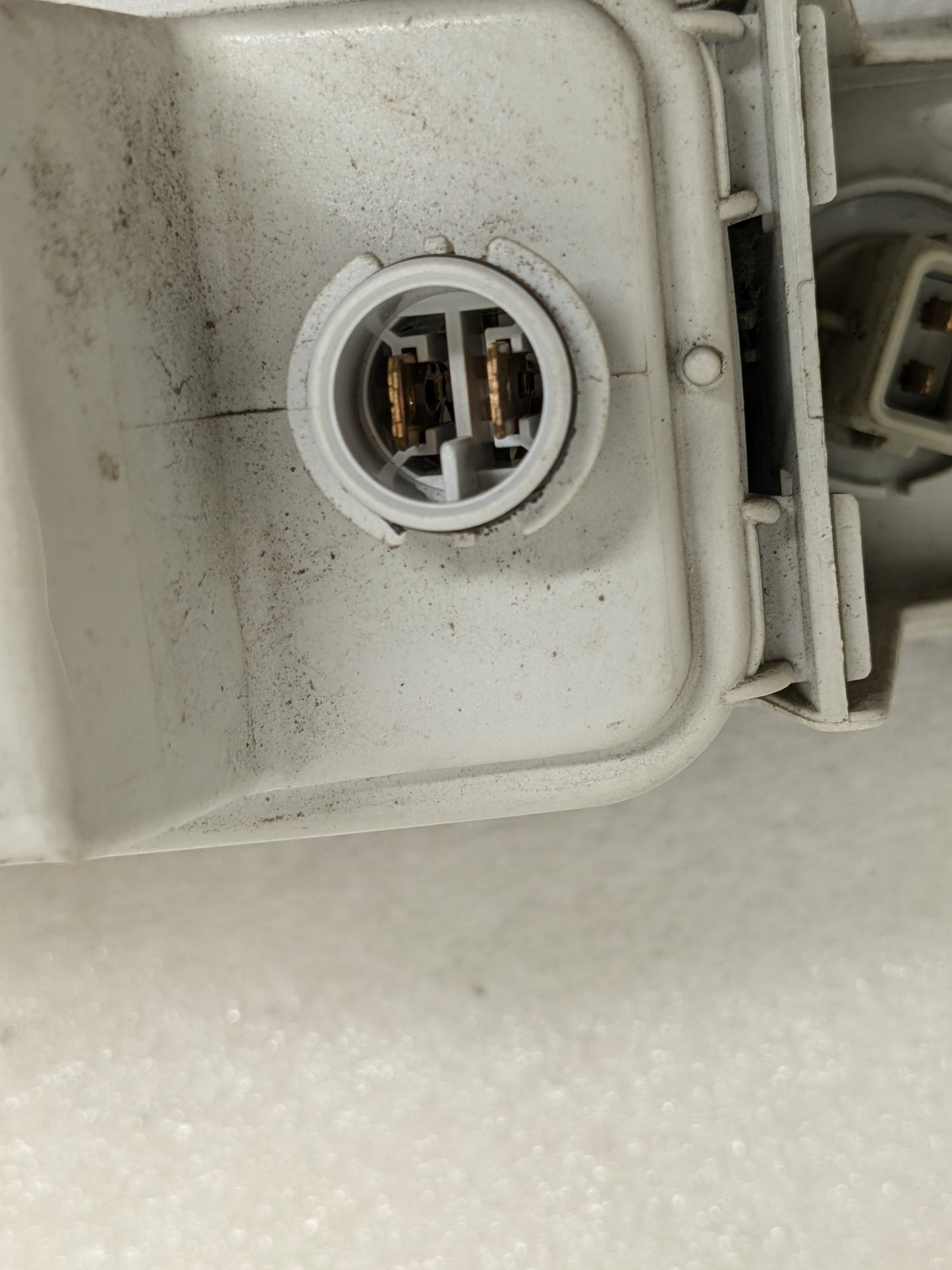 PORSCHE 993 HELLA FOG LIGHT LEFT 14265700LI