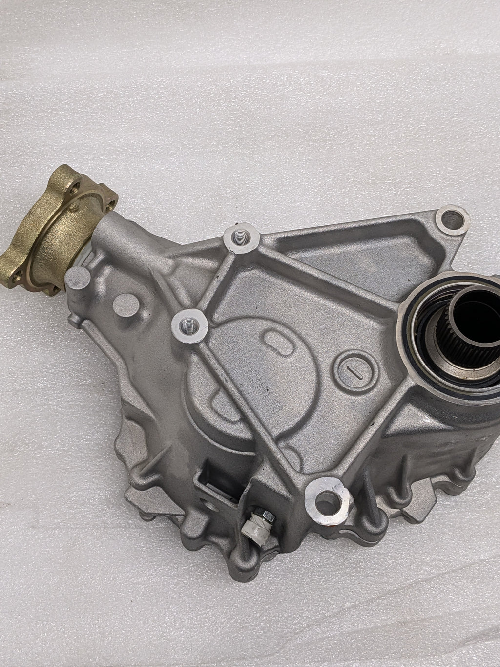 FORD POWER TAKE OFF ASSEMBLY WITH TRANSFER CASE ASSEMBLY