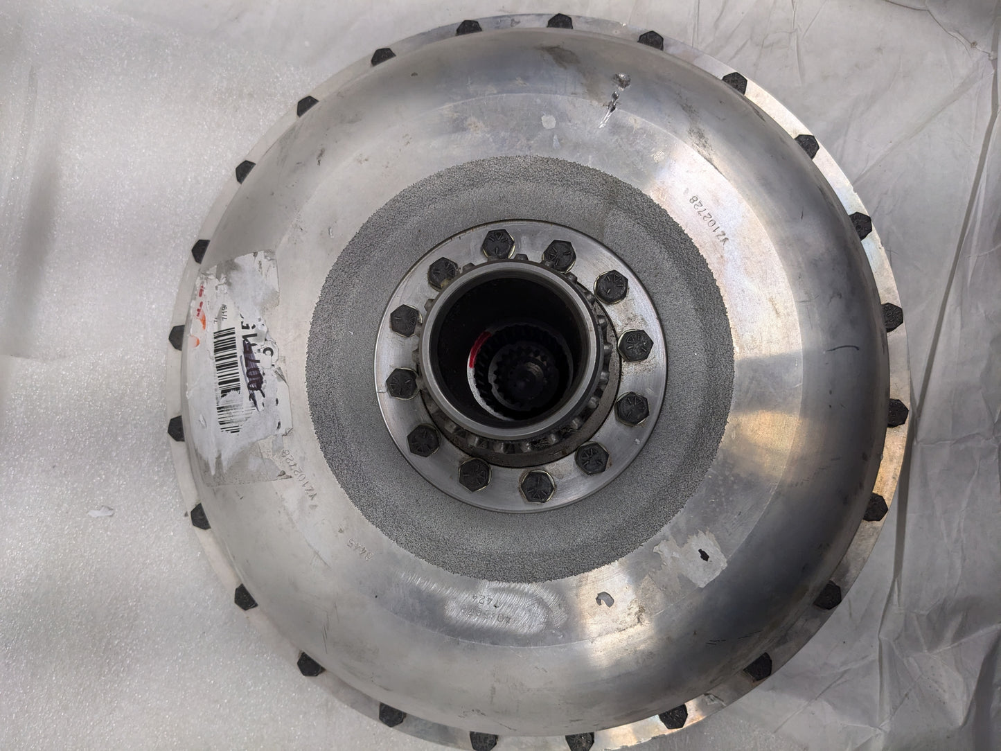JOHN DEERE TORQUE CONVERTER YZ102728