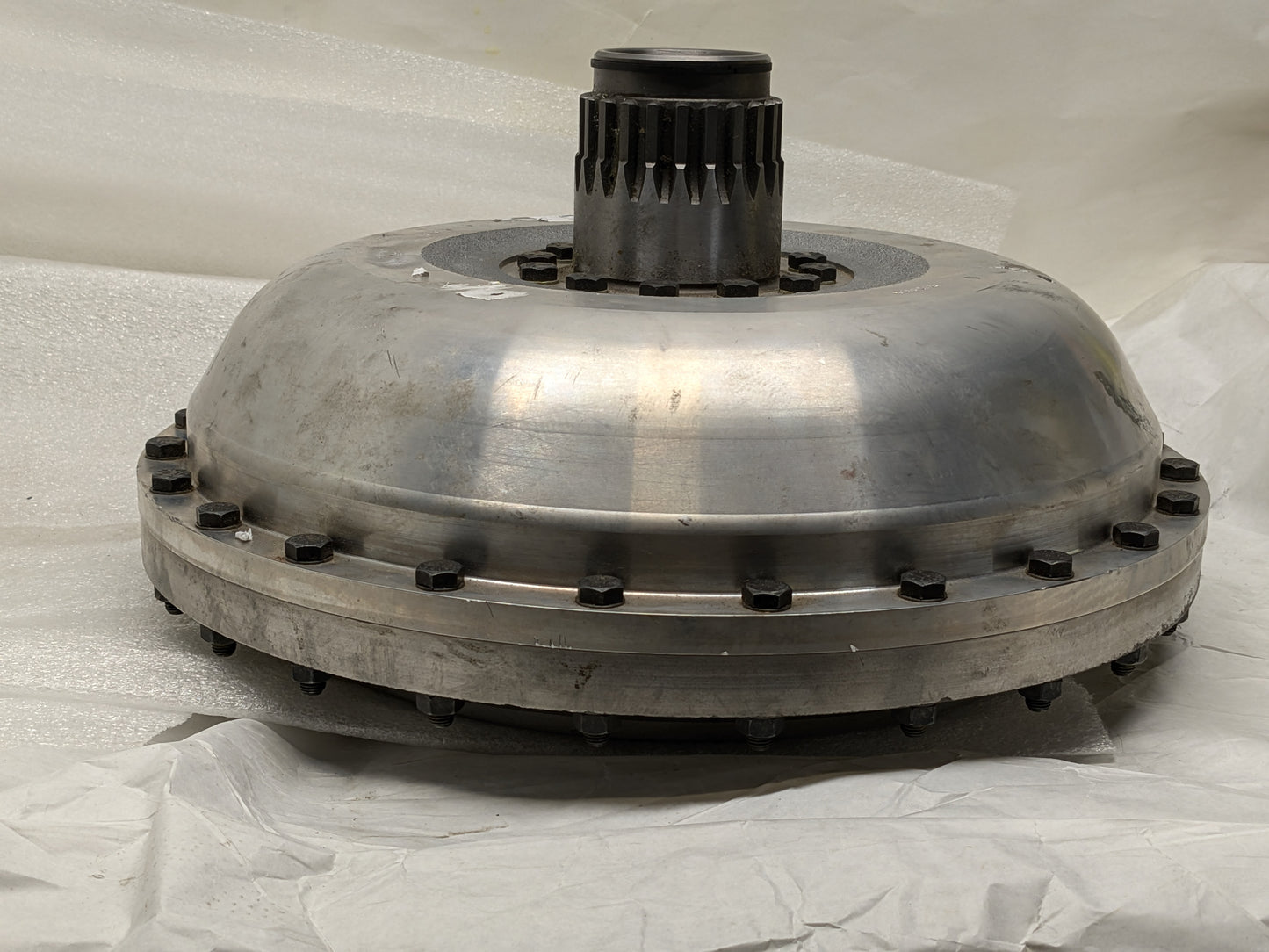 JOHN DEERE TORQUE CONVERTER YZ102728