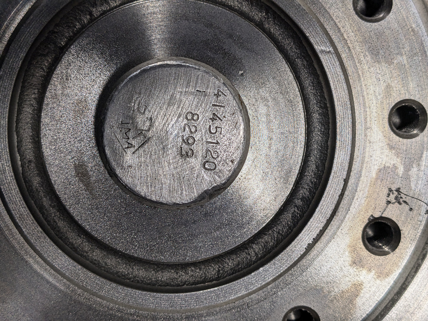 JOHN DEERE TORQUE CONVERTER YZ102728
