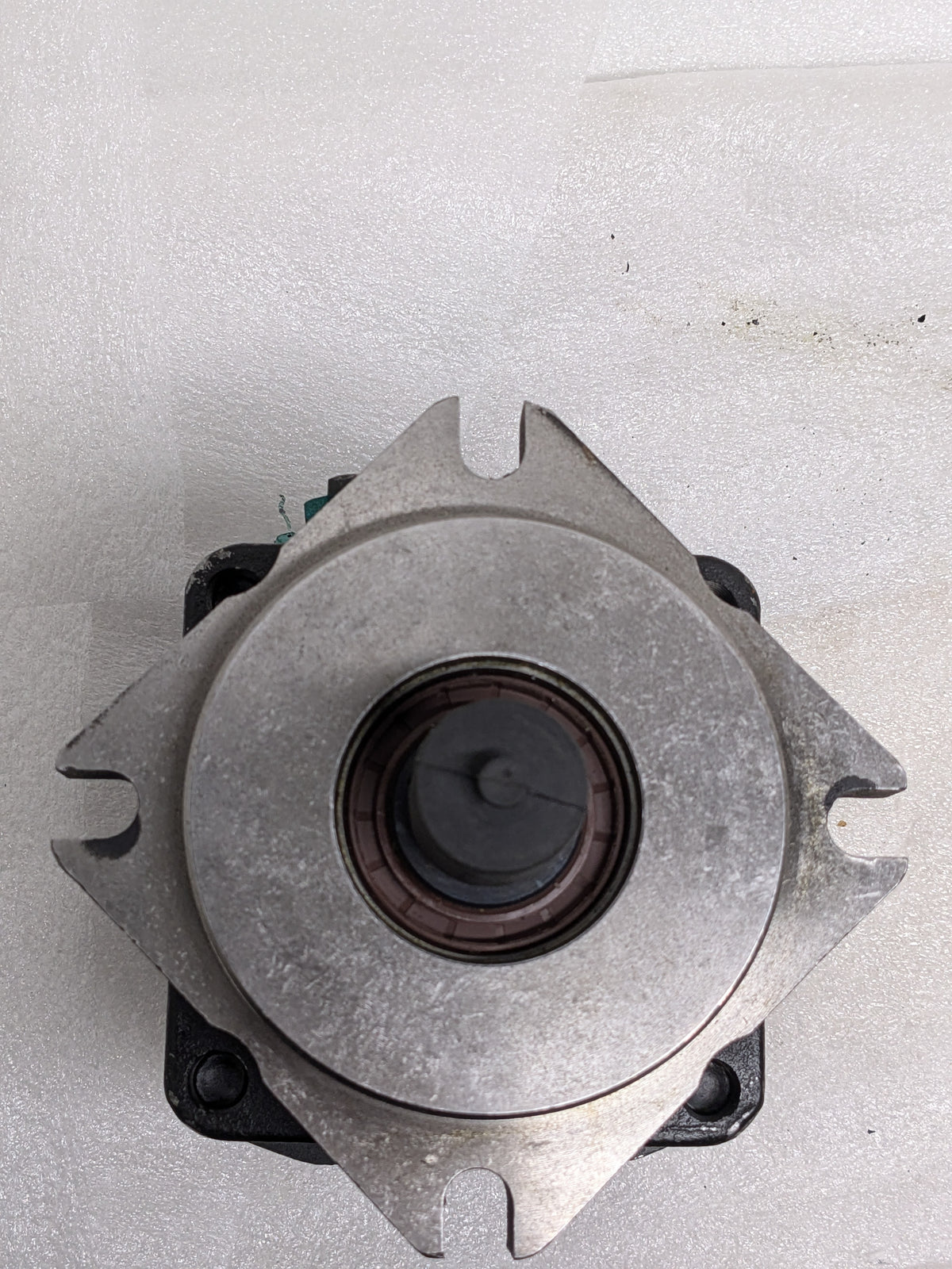 WASTEBUILT REPLACEMENT FOR LABRIE HYDRAULIC PUMP L2-HYP01520