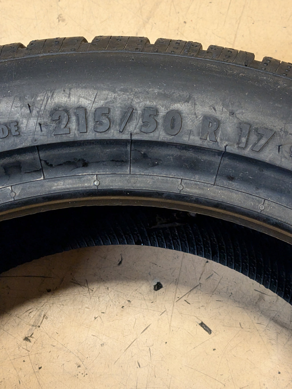 CONTINENTAL PURE CONTACT LS 215 50 17 95V ALL SEASON TIRE 15508130000