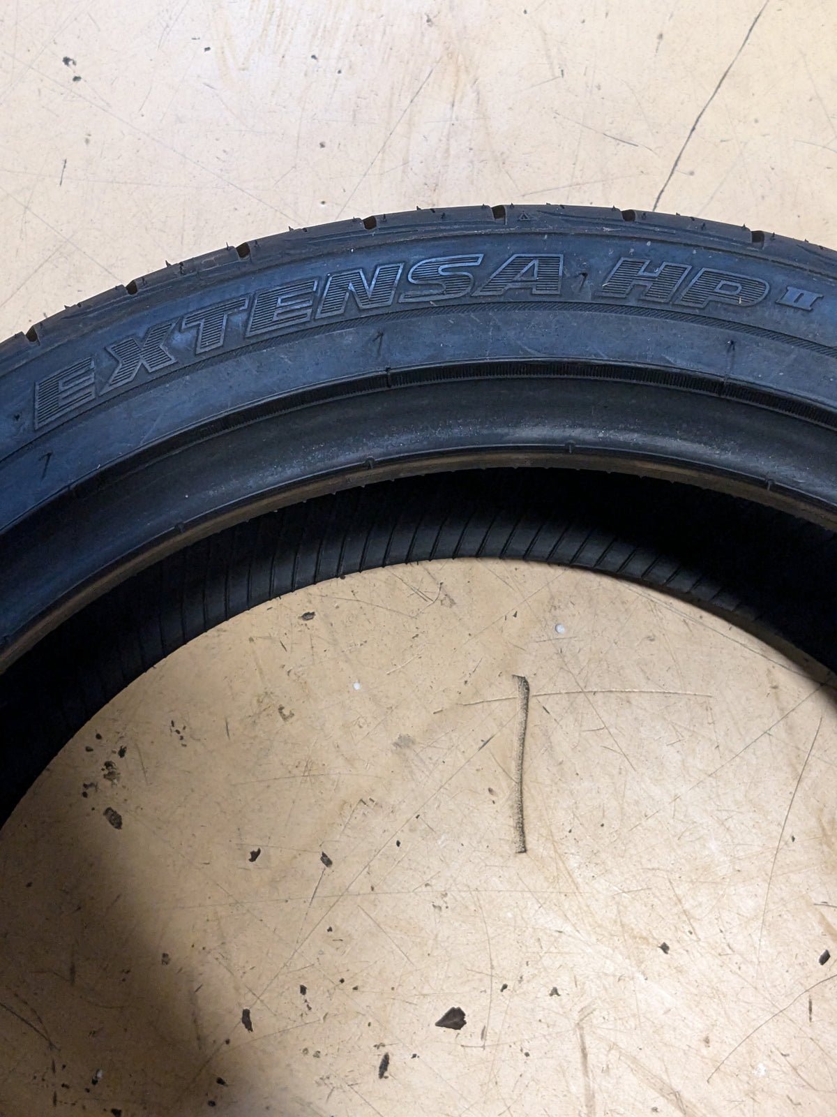 TOYO EXTENSA HP II P 235 40 18 95W XL TIRE 196510 ALL SEASON TIRE