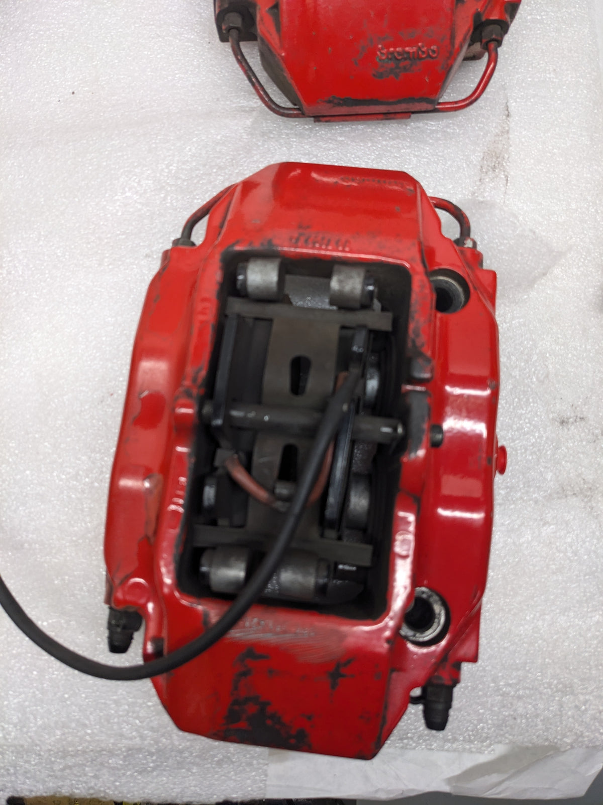 PORSCHE 2001 BOXSTER S RED BREMBO CALIPERS AND BRAKE PADS