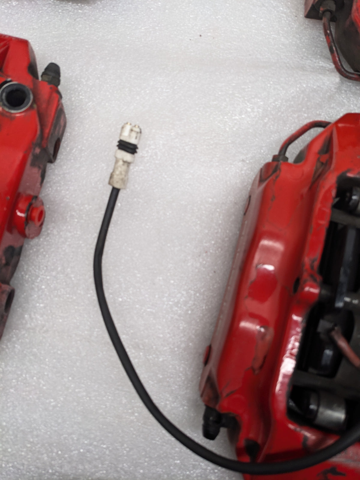 PORSCHE 2001 BOXSTER S RED BREMBO CALIPERS AND BRAKE PADS