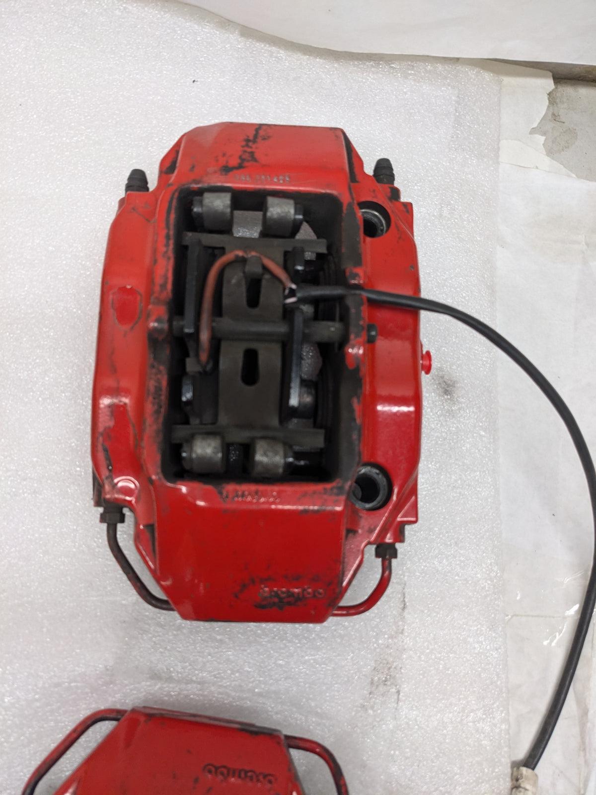 PORSCHE 2001 BOXSTER S RED BREMBO CALIPERS AND BRAKE PADS