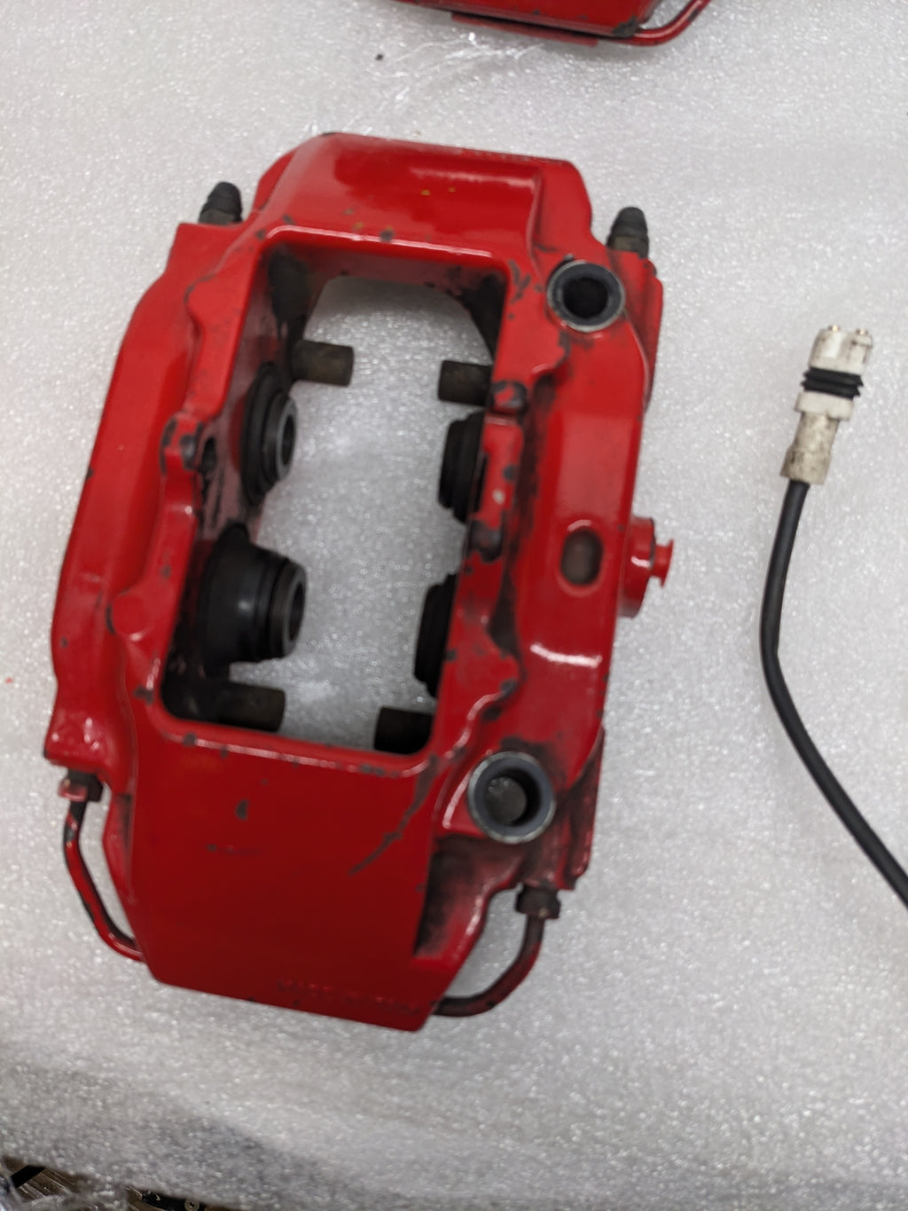 PORSCHE 2001 BOXSTER S RED BREMBO CALIPERS AND BRAKE PADS