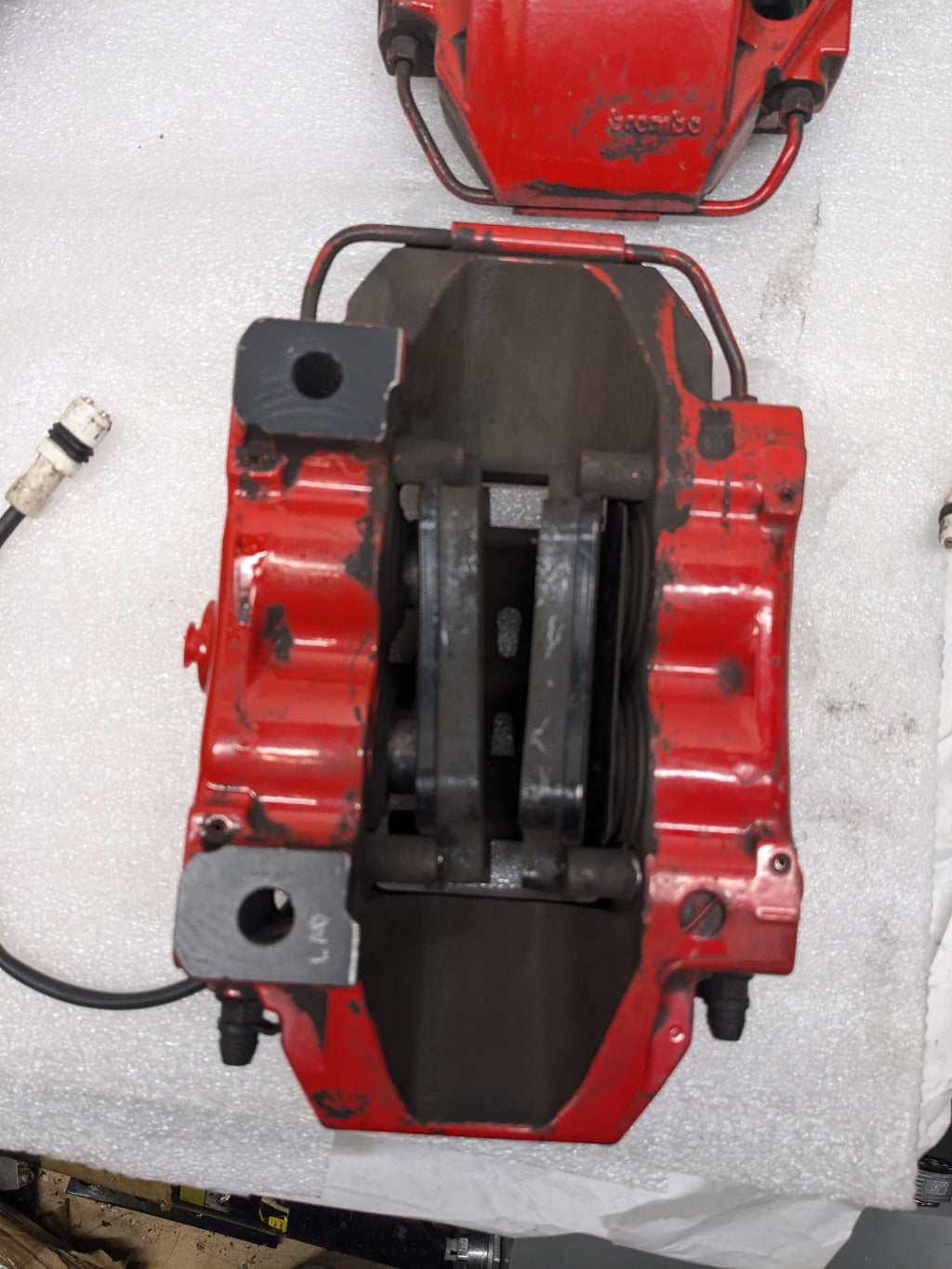PORSCHE 2001 BOXSTER S RED BREMBO CALIPERS AND BRAKE PADS