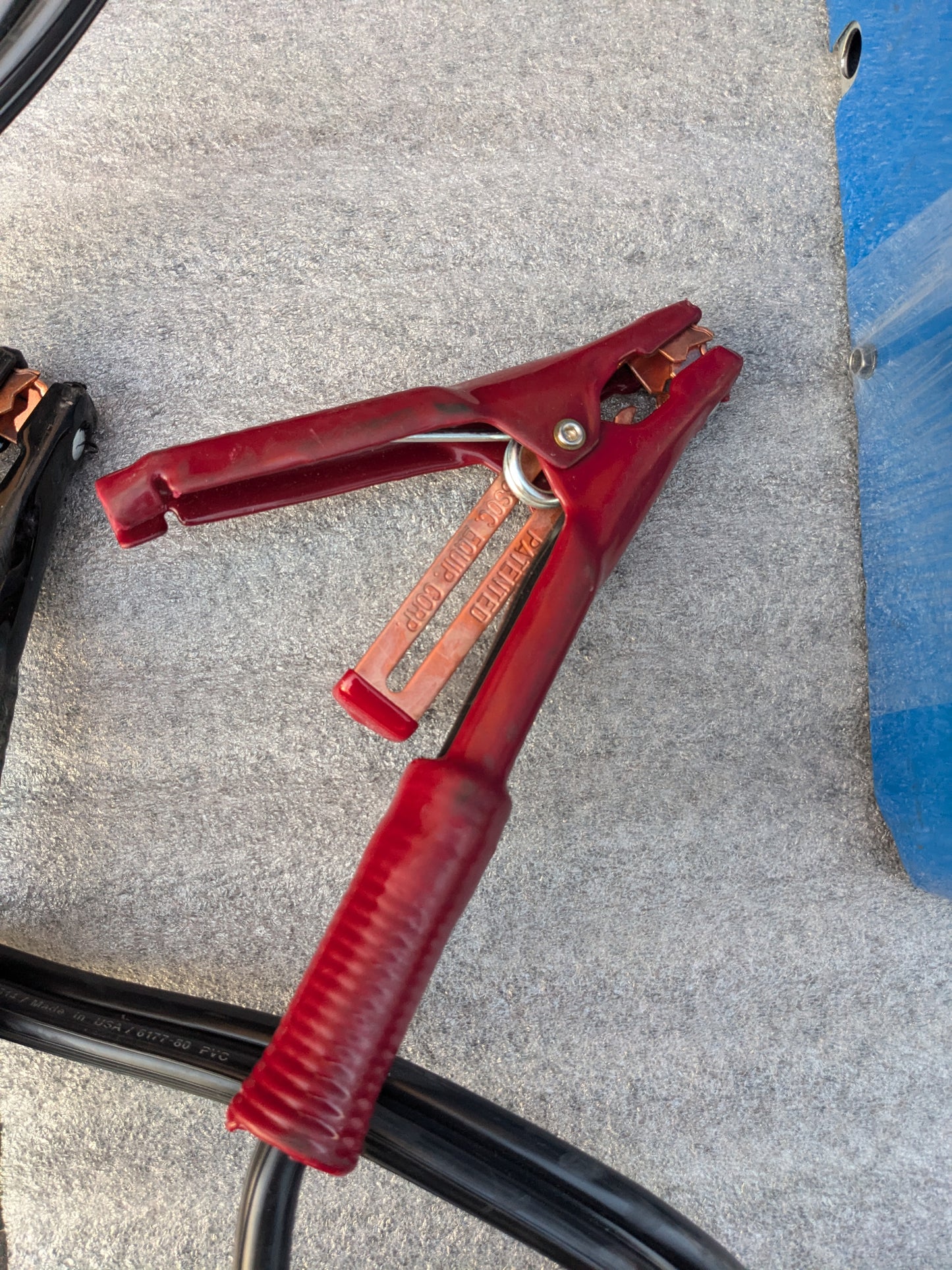 6001A 6/12V 100/75 AMP CONTINUOUS CHARGE 375 AMP CRANK ASSIST CHARGER W/WHEELS