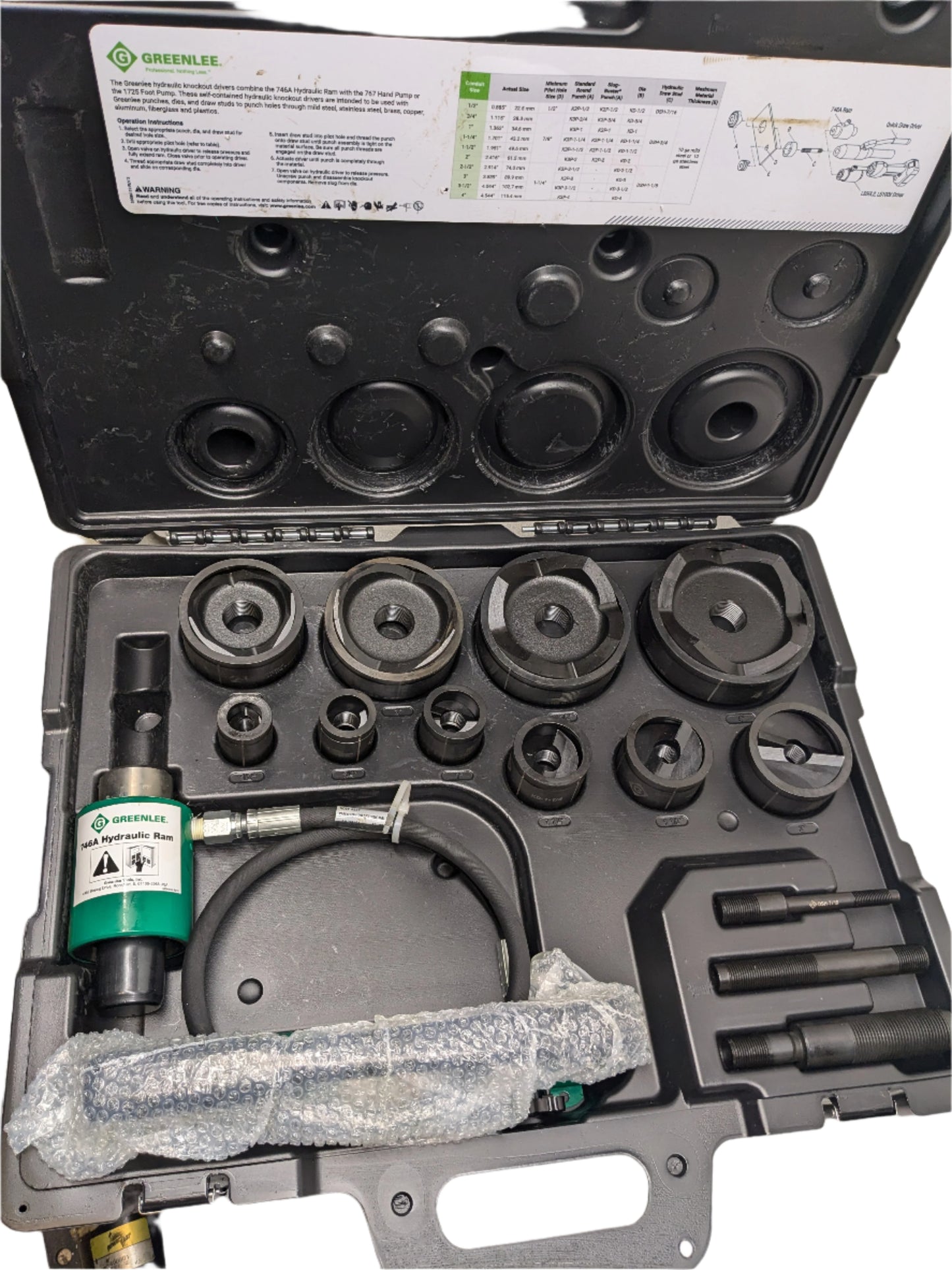 GREENLEE 7310SB HYDRAULIC KNOCKOUT KIT 11-TON WITH HAND PUMP AND SLUG-BUSTER® 1/2" - 4"