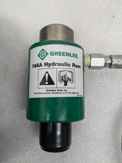GREENLEE 7310SB HYDRAULIC KNOCKOUT KIT 11-TON WITH HAND PUMP AND SLUG-BUSTER® 1/2" - 4"