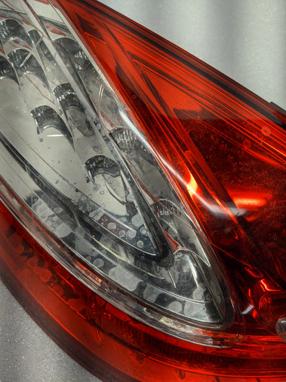 PORSCHE PANAMERA LEFT TAILLIGHT 970.631.415.05