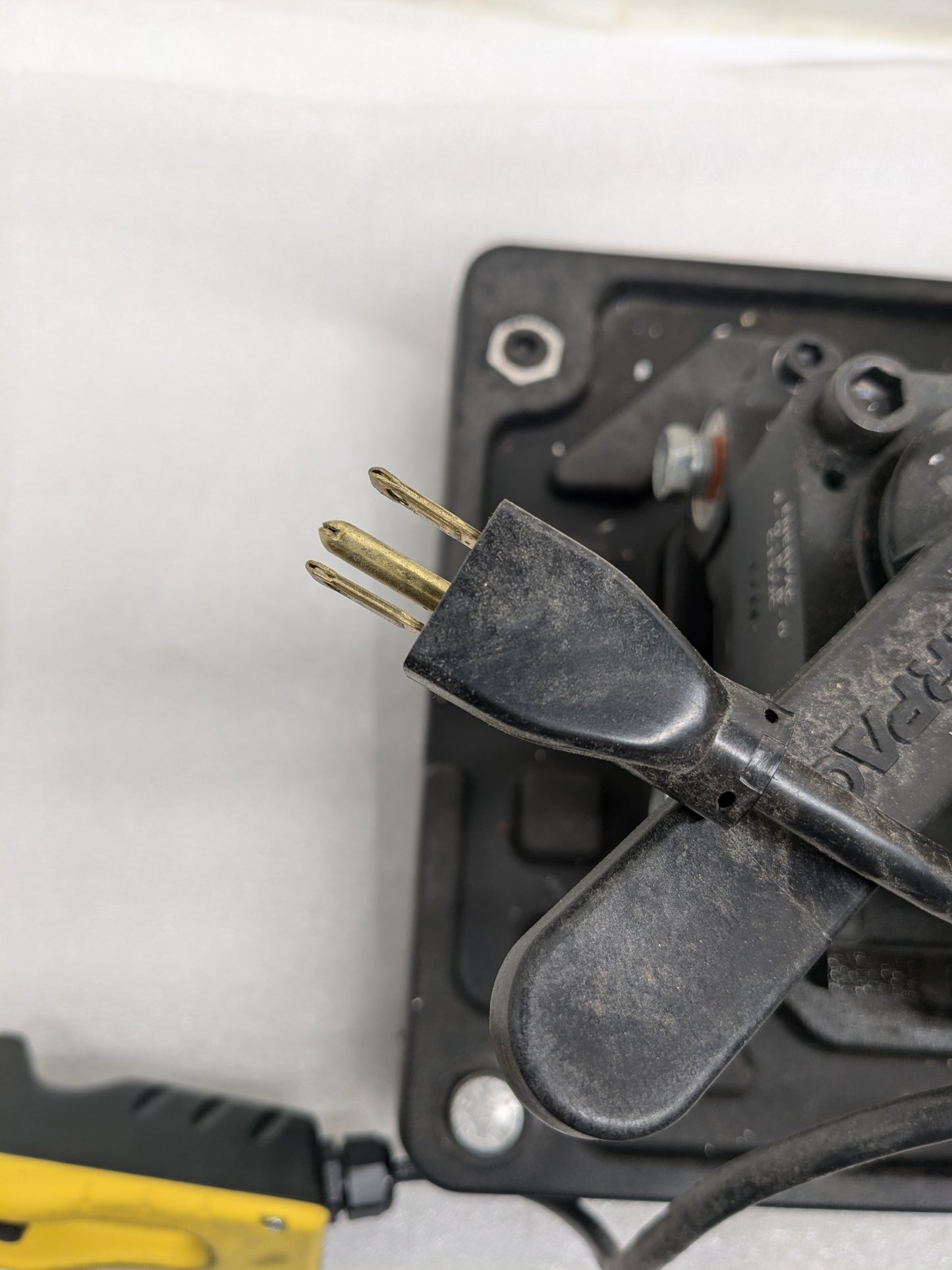 ENERPAC PUJ1401B ECONOMY ELECTRIC HYDRAULIC PUMP 4/3 MANUAL VALVE