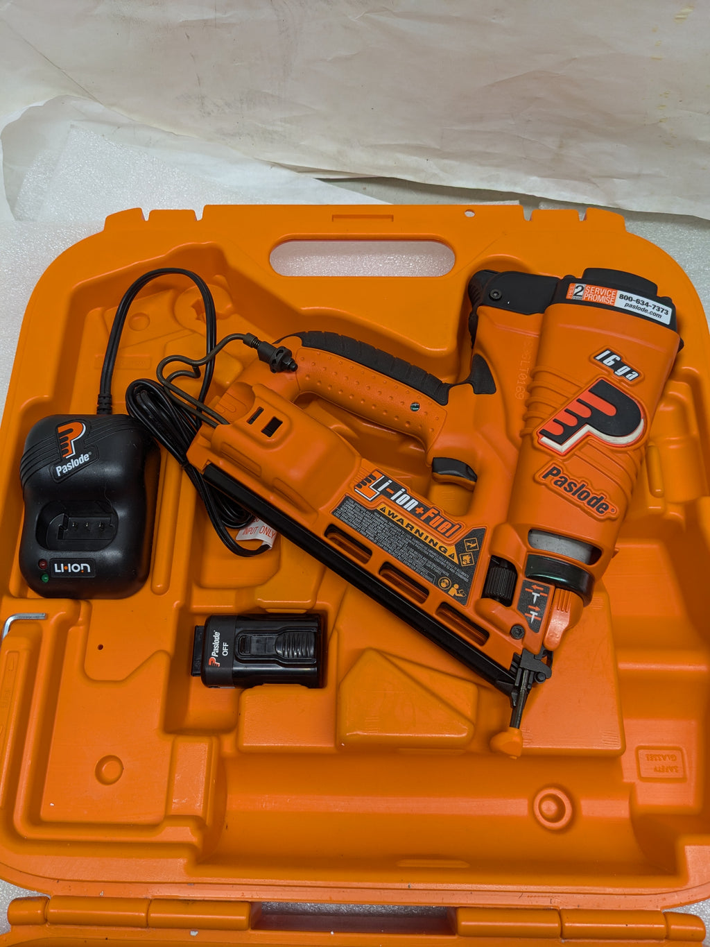 PASLODE 902400 CORDLESS ANGLED FINISH NAILER 2-1/2-IN 16-GAUGE