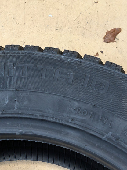 2 NOKIAN HAKKAPELIITTA 10 (STUDDED) 185 65 15 92T PASSENGER WINTER TIRE TS32424