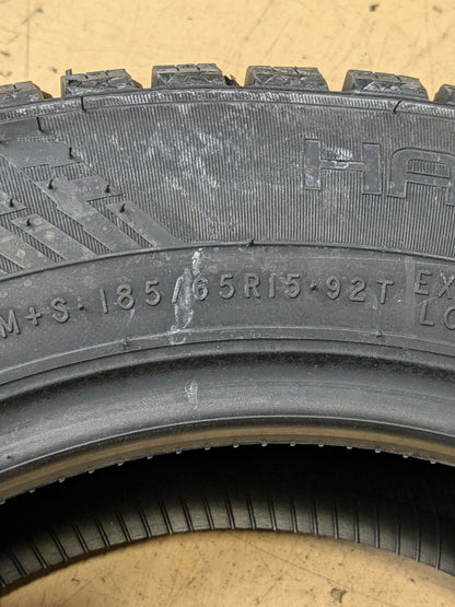 2 NOKIAN HAKKAPELIITTA 10 (STUDDED) 185 65 15 92T PASSENGER WINTER TIRE TS32424