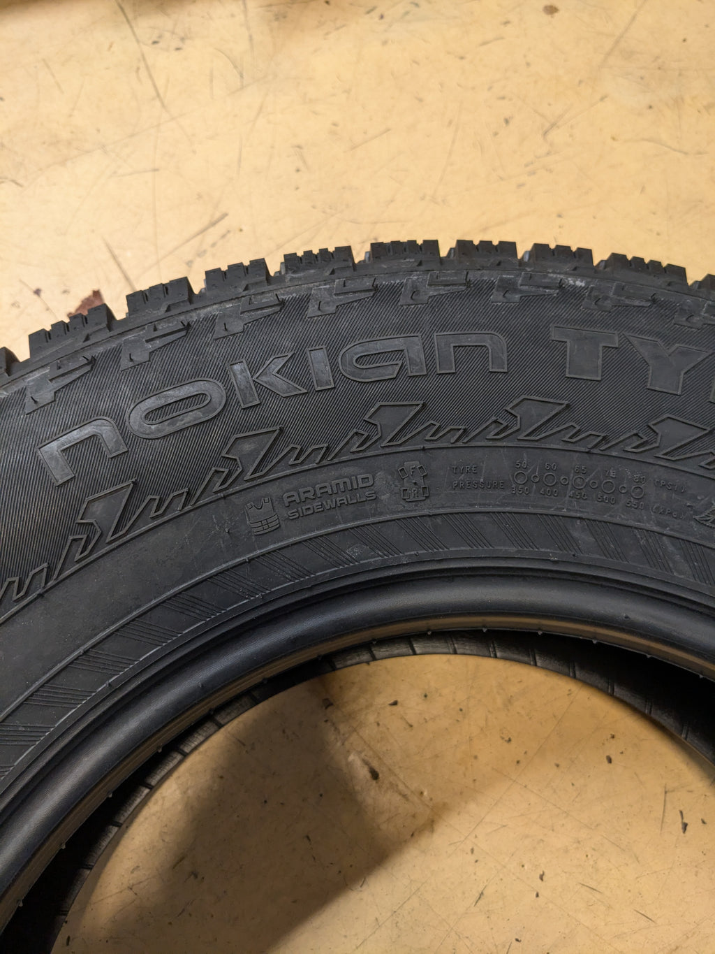 NOKIAN HAKKAPELIITTA LT3 STUDDED LT 225 75 16 115/112Q E WINTER TIRE TS32394