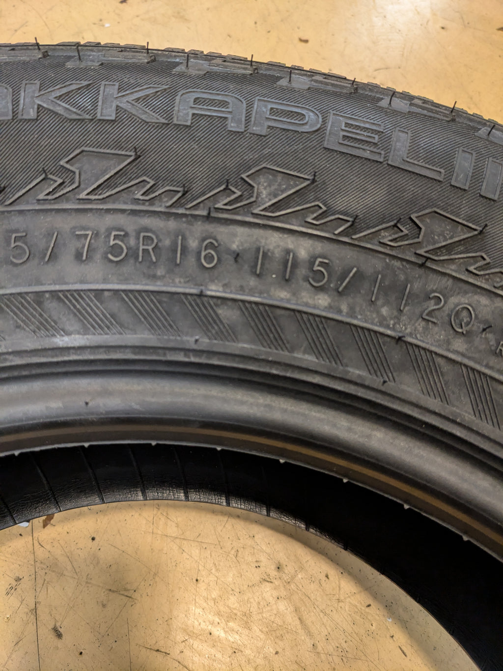 NOKIAN HAKKAPELIITTA LT3 STUDDED LT 225 75 16 115/112Q E WINTER TIRE TS32394