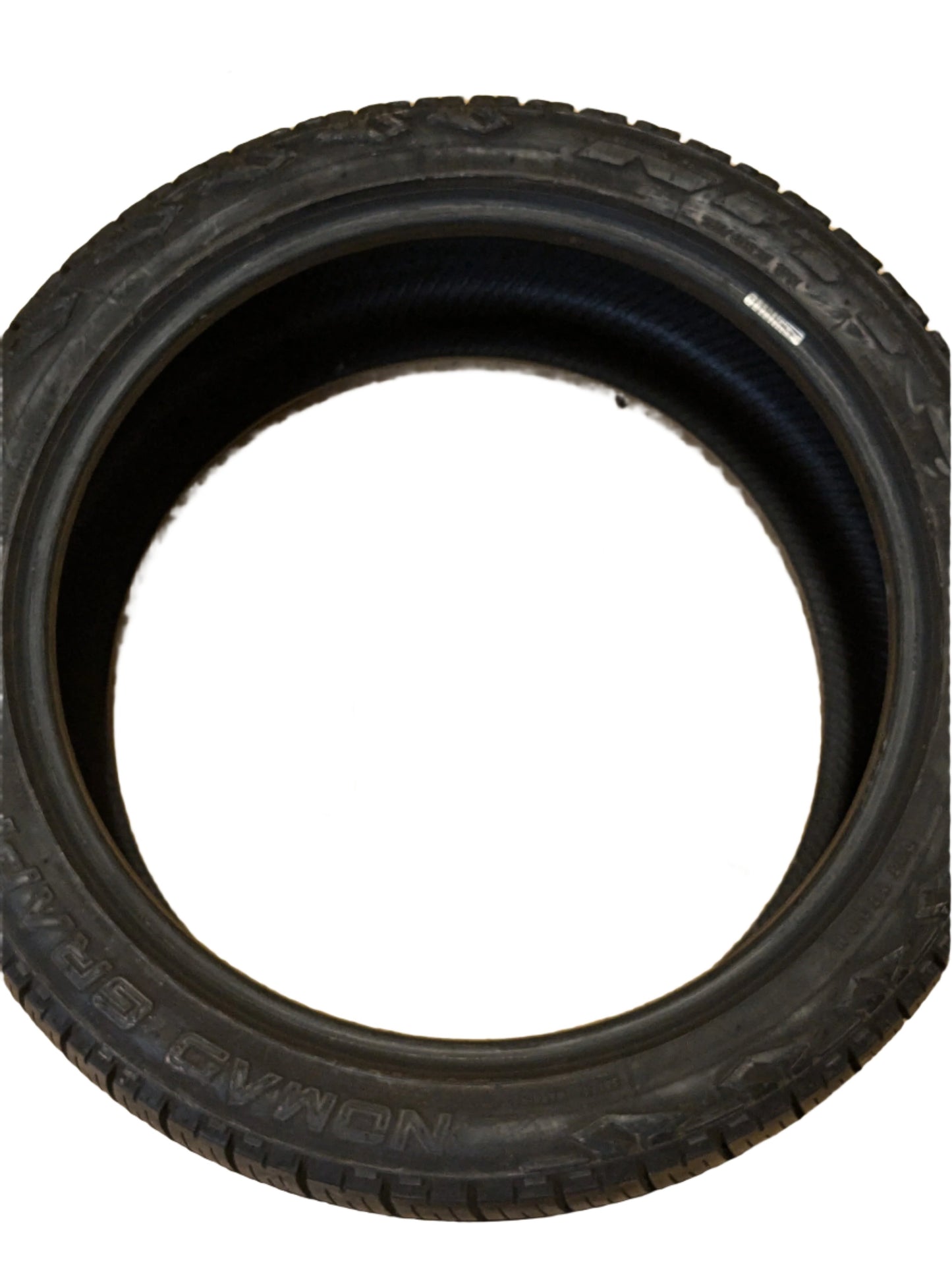 USED 12/32" NITTO NOMAD GRAPPLER 255 40 20 101H ALL TERRAIN SUV/CROSSOVER TIRE 212290