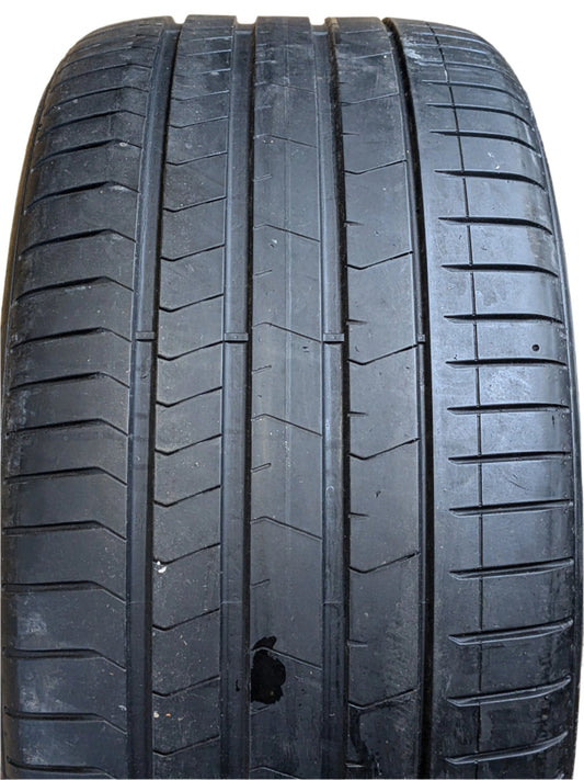 OLD STOCK USED 7/32" PIRELLI P ZERO (PZ4) 305 35 21 109Y TIRE OEM SYMBOL (B) 2679300