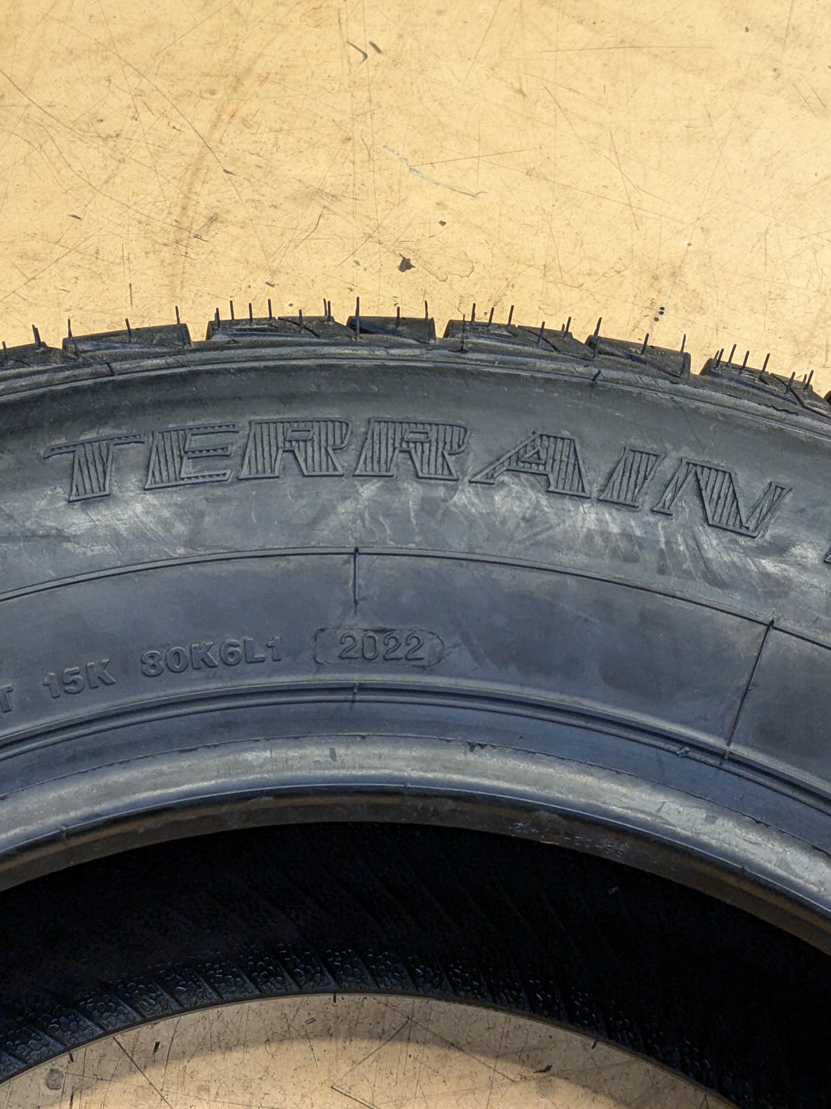 2 USED CORSA HIGHWAY TERRAIN PLUS 265 60 18 114T XL ALL SEASON TIRE COMSID0012