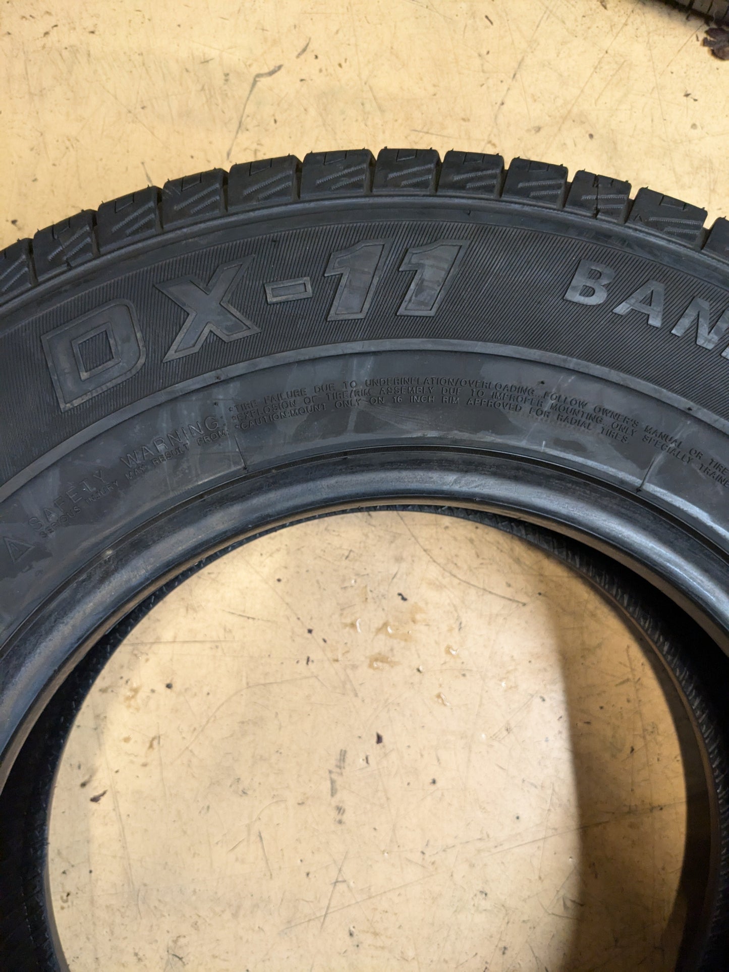 DELINTE DX-11 BANDIT H/T LT 225 75 16 115/112S TRUCK/SUV-HIGHWAY ALL SEASON TIRE 9777