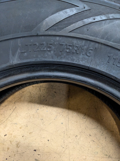DELINTE DX-11 BANDIT H/T LT 225 75 16 115/112S TRUCK/SUV-HIGHWAY ALL SEASON TIRE 9777