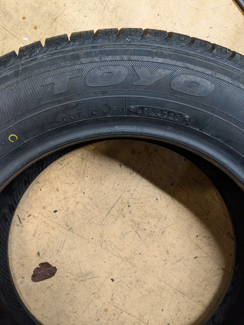 TOYO CELSIUS 215 60 16 95H HIGHWAY TERRAIN SUMMER TIRE 128370