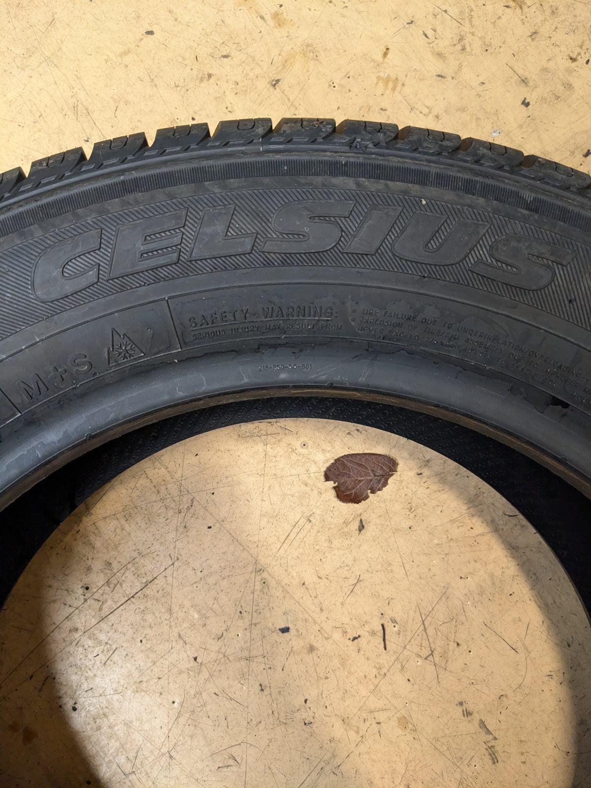 TOYO CELSIUS 215 60 16 95H HIGHWAY TERRAIN SUMMER TIRE 128370