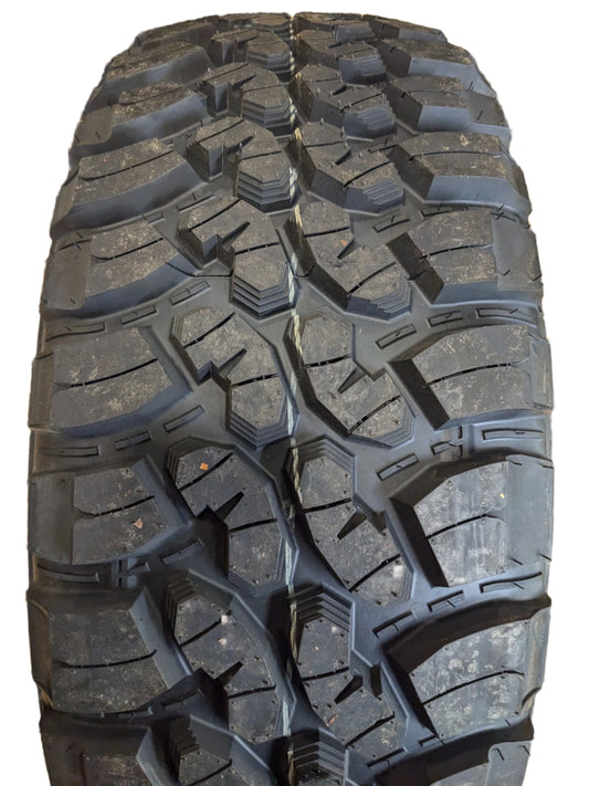 FORCEUM M/T 08 PLUS 275 65 18 LT 123/120Q E 10 PLY ALL SEASON MUD TERRAIN TIRE 1200058970