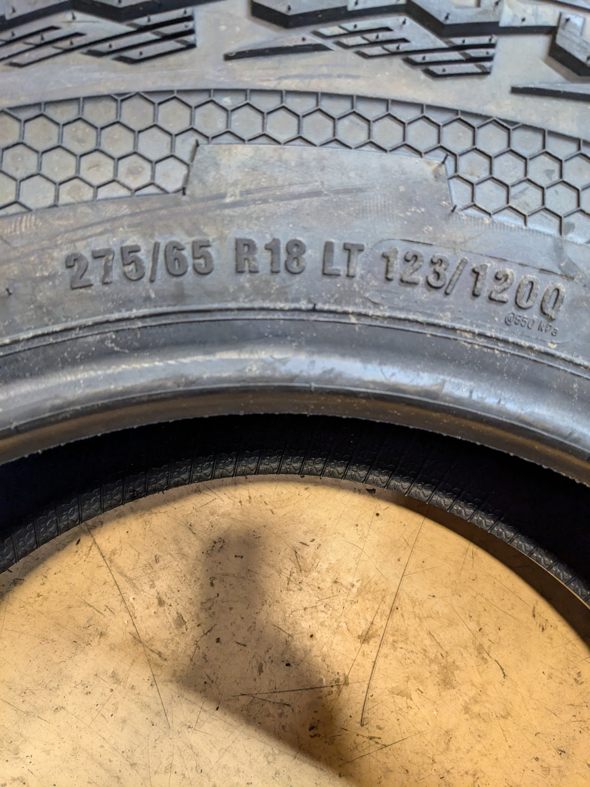 FORCEUM M/T 08 PLUS 275 65 18 LT 123/120Q E 10 PLY ALL SEASON MUD TERRAIN TIRE 1200058970