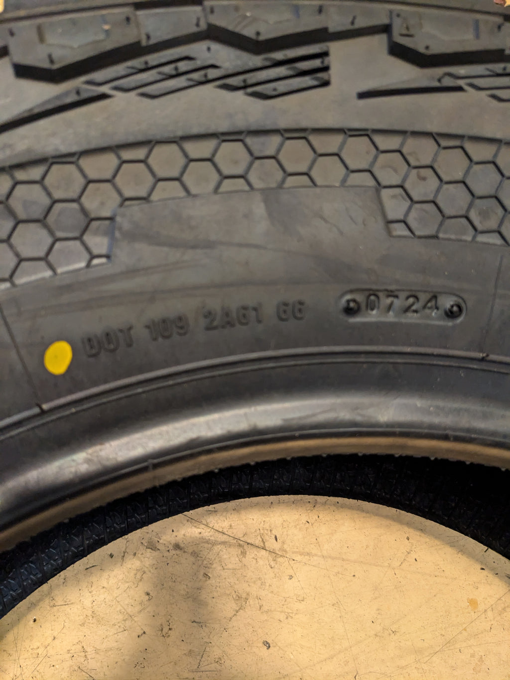 FORCEUM M/T 08 PLUS 275 65 18 LT 123/120Q E 10 PLY ALL SEASON MUD TERRAIN TIRE 1200058970