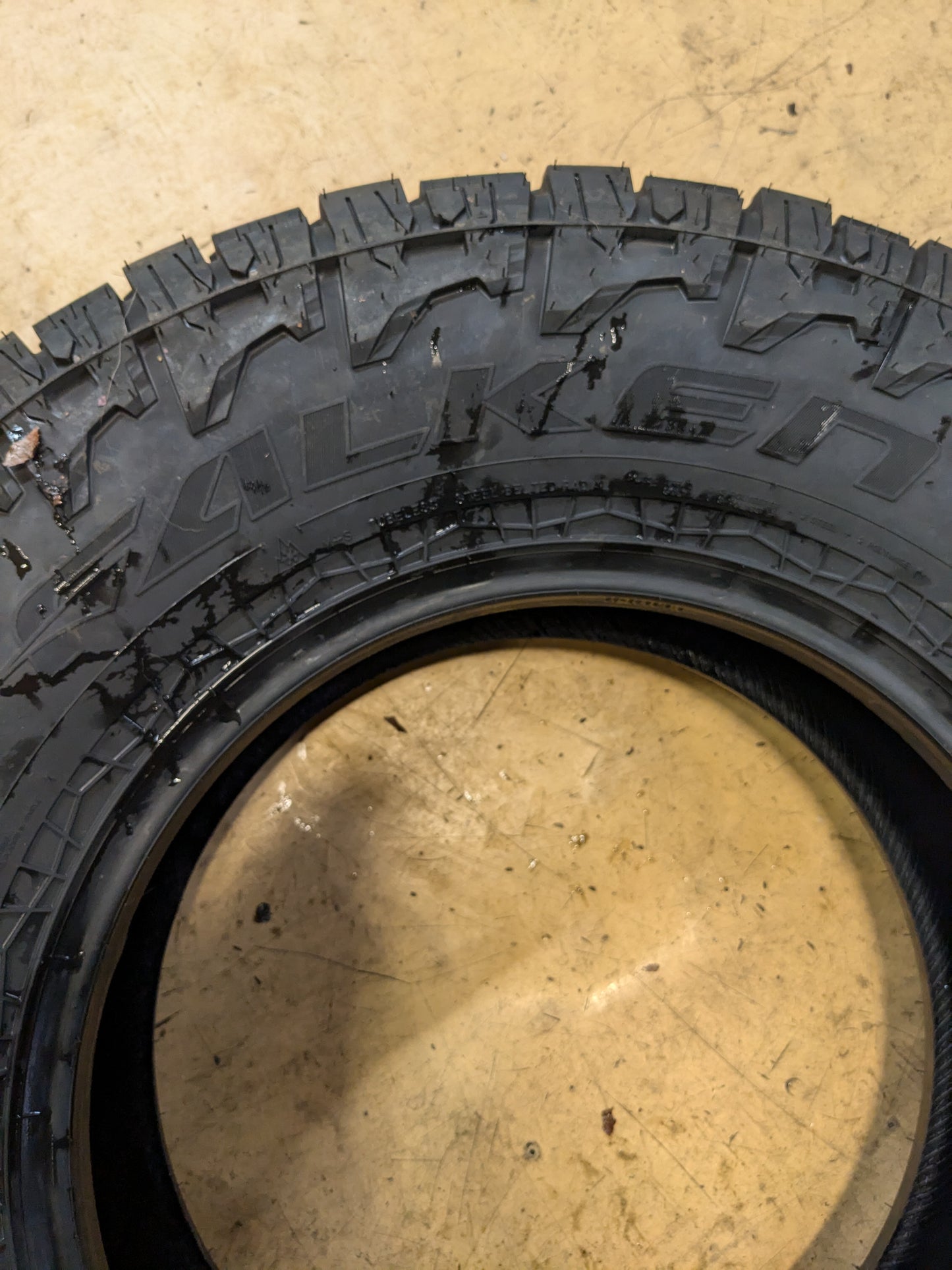 FALKEN WILDPEAK A/T 4W LT 285 75 18 129/126S LRE 10 PLY ALL TERRAIN TIRE 28840115