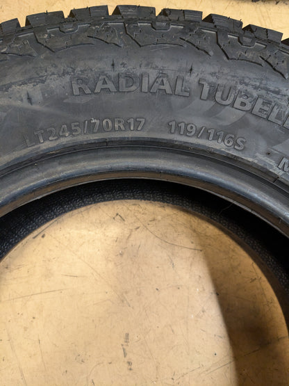 GROUNDSPEED VOYAGER AT LT 245/70R17 119/116S ALL TERRAIN TIRE 115043