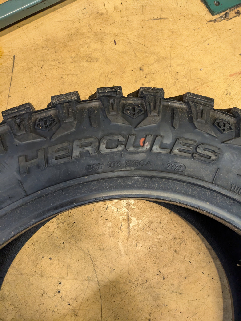 HERCULES TIS OFFROAD TT1 33 12.50 20 LT 119Q F MUD TERRAIN TIRE 98528