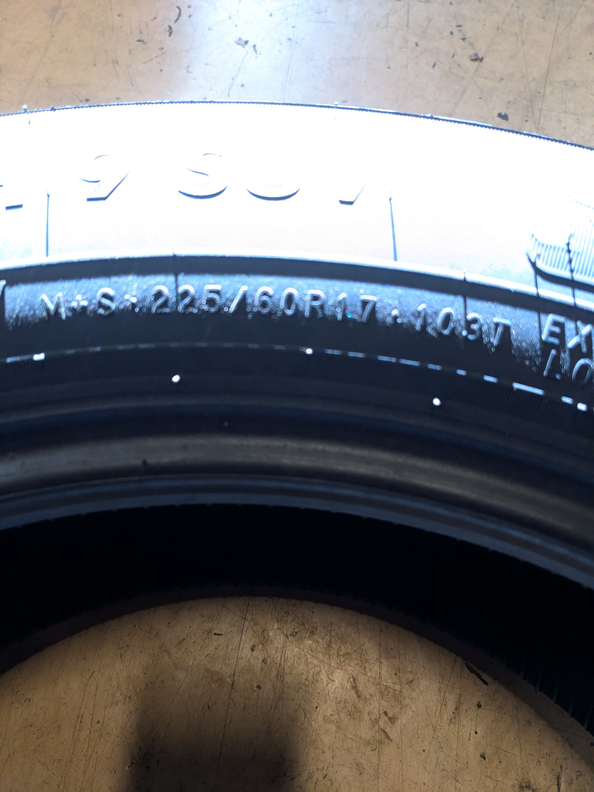 2 NOKIAN NORDMAN 9 225 60 17 103T WINTER TIRE T432927