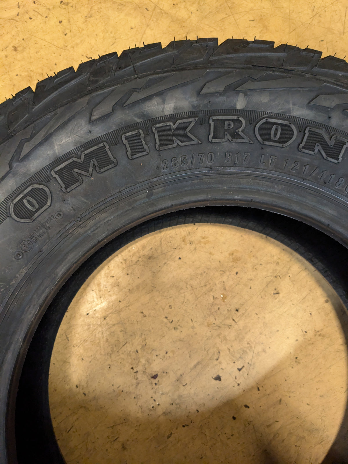 ACCELERA OMIKRON A/T 265 70 17 LT 10PR 121/118Q ALL TERRAIN TIRE 1200034466