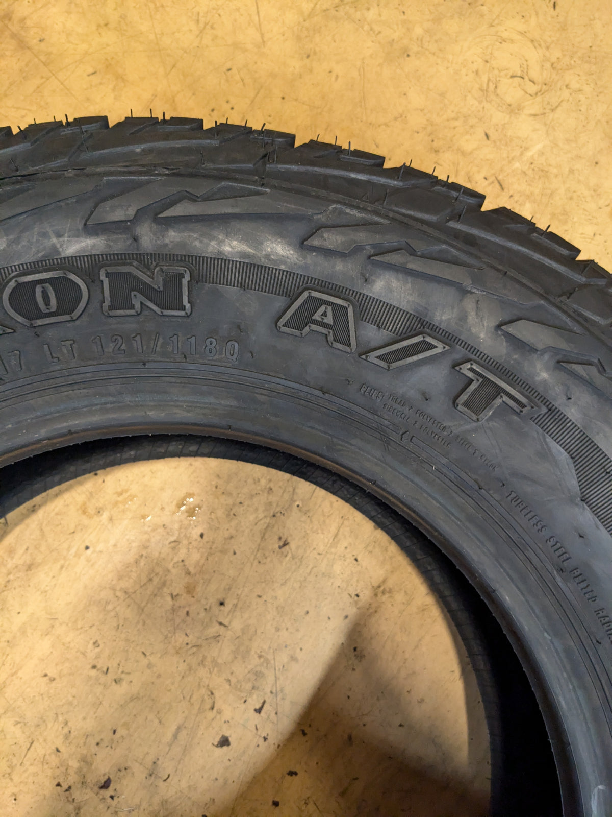 ACCELERA OMIKRON A/T 265 70 17 LT 10PR 121/118Q ALL TERRAIN TIRE 1200034466