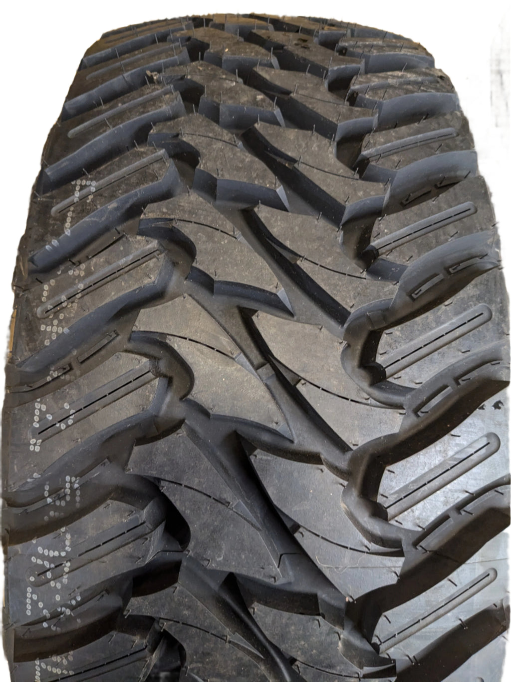 (KSL ONLY) ATTURO TRAIL BLADE MT 33 12.50 20 LT 114Q MUD TERRAIN TIRE TBMTLEJM2MA