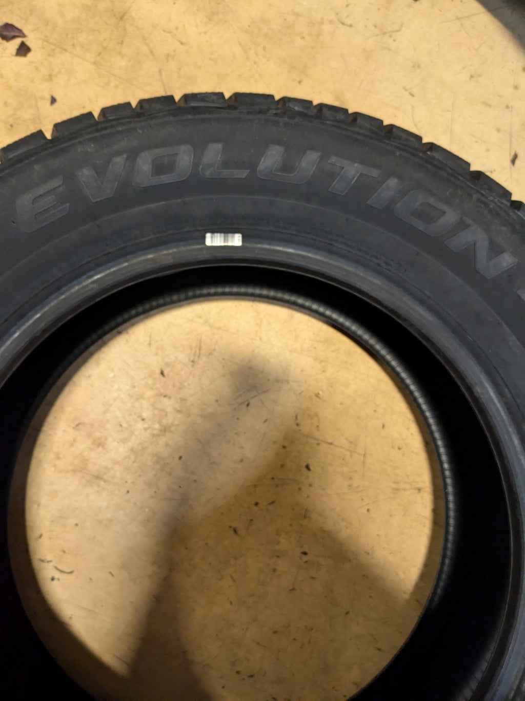 2 COOPER EVOLUTION WINTER 245 60 18 105T WINTER TIRE 166160006