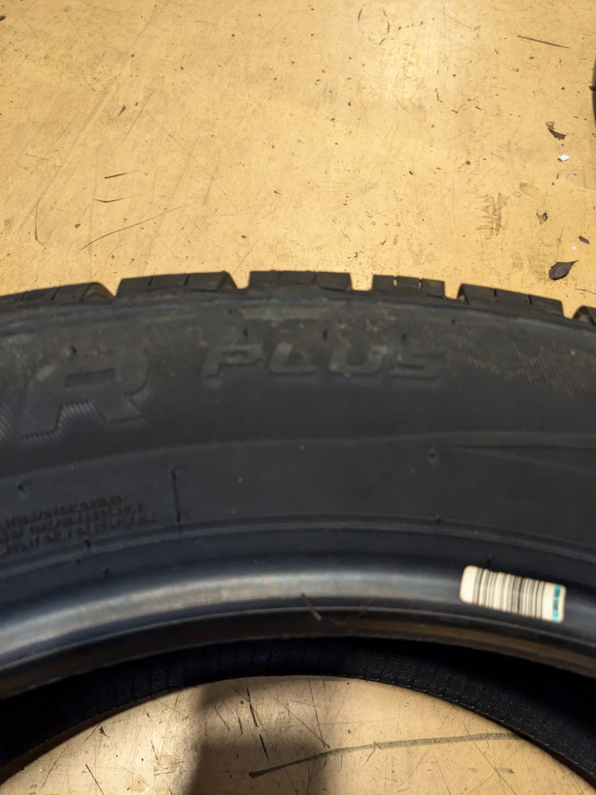 COOPER ENDEAVOR PLUS 235 55 20 102H ALL SEASON TIRE 166262009
