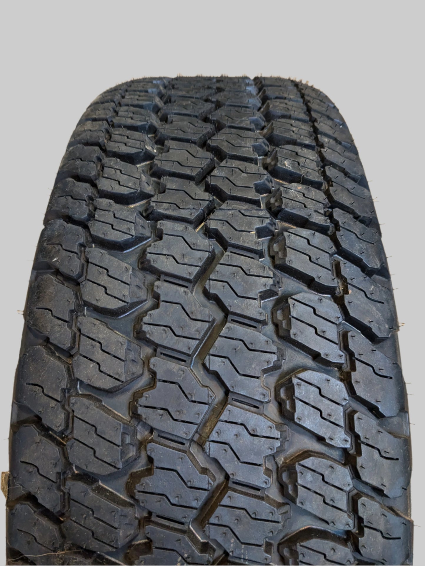 2 GOODYEAR WRANGLER AT/S BSW P 265 70 17 113S SL ALL TERRAIN TIRES 15493040000
