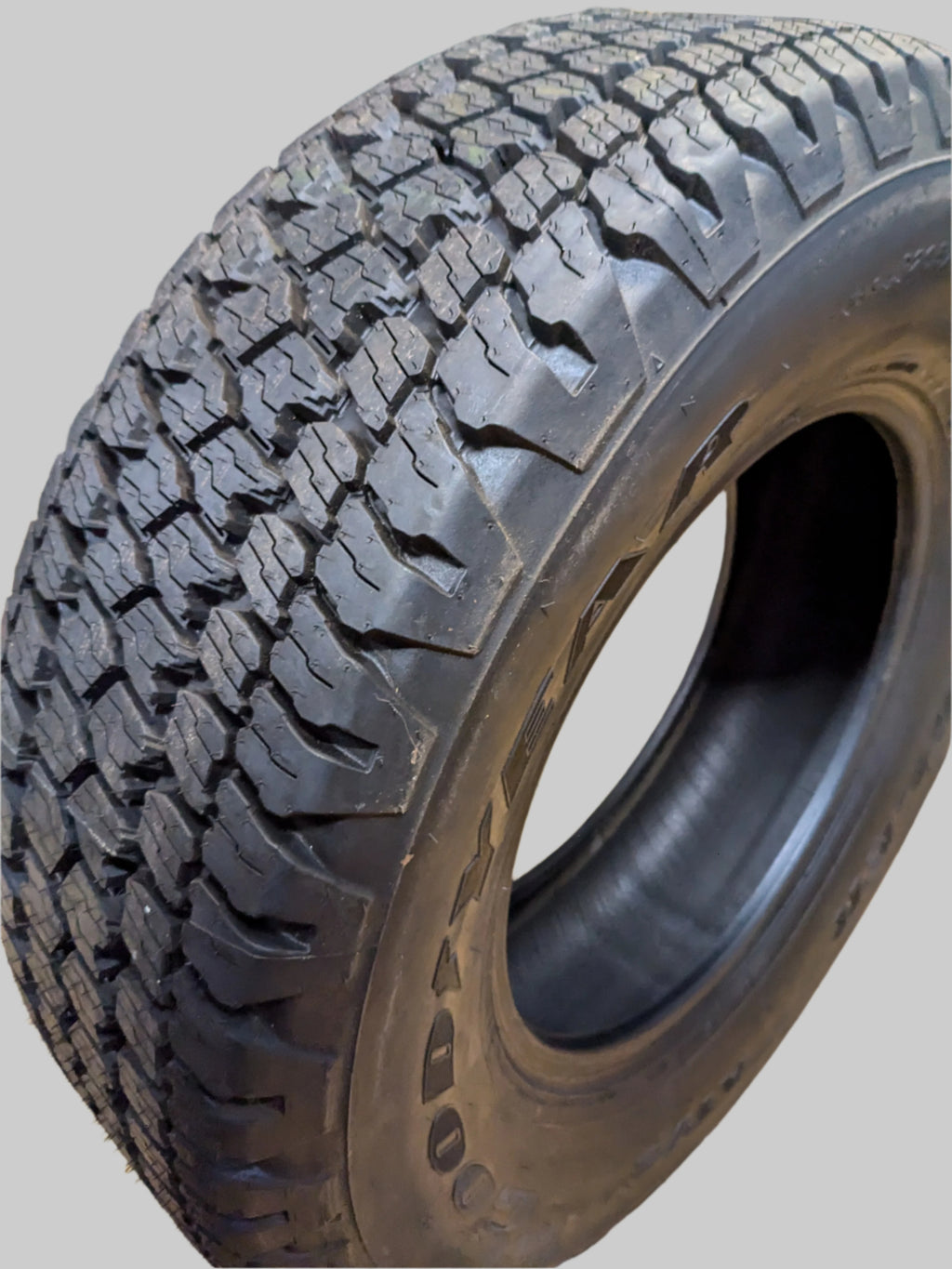 2 GOODYEAR WRANGLER AT/S BSW P 265 70 17 113S SL ALL TERRAIN TIRES 15493040000