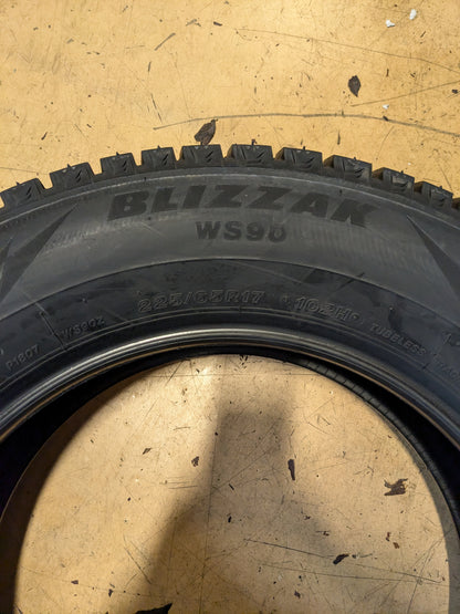 4 BRIDGESTONE BLIZZAK WS90 P 225 65 17 102H SL WINTER TIRES 001127