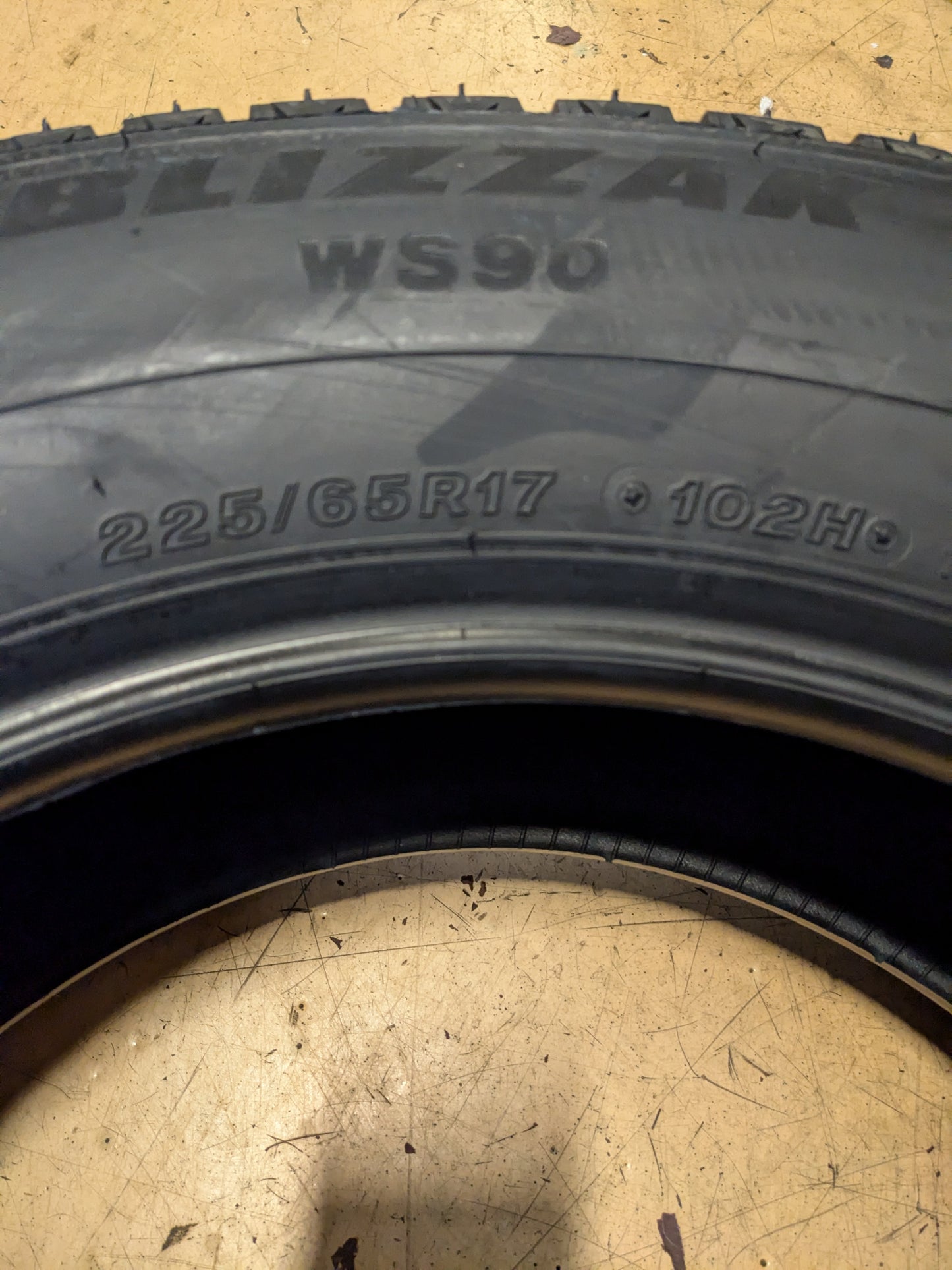 4 BRIDGESTONE BLIZZAK WS90 P 225 65 17 102H SL WINTER TIRES 001127